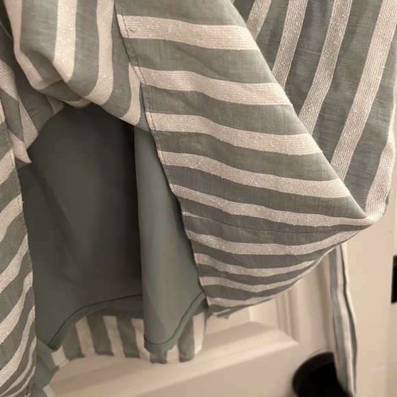 Gianni Bini Billie Striped Wrap Dress SZ MDD - Picture 6 of 7